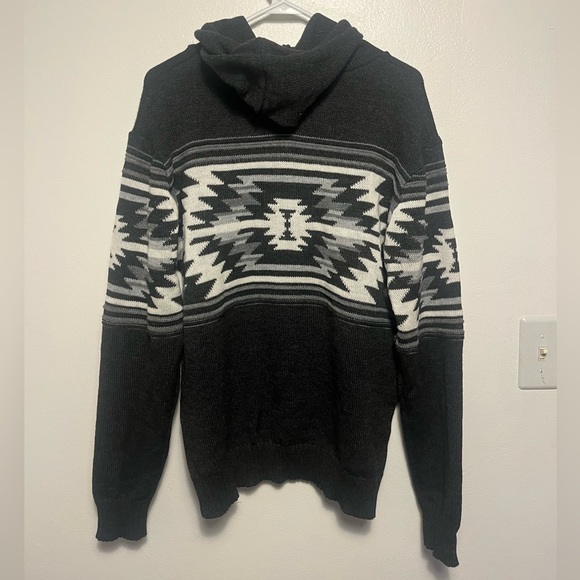 X-RAY Jeans Aztec hoodie size XL - Picture 2 of 4